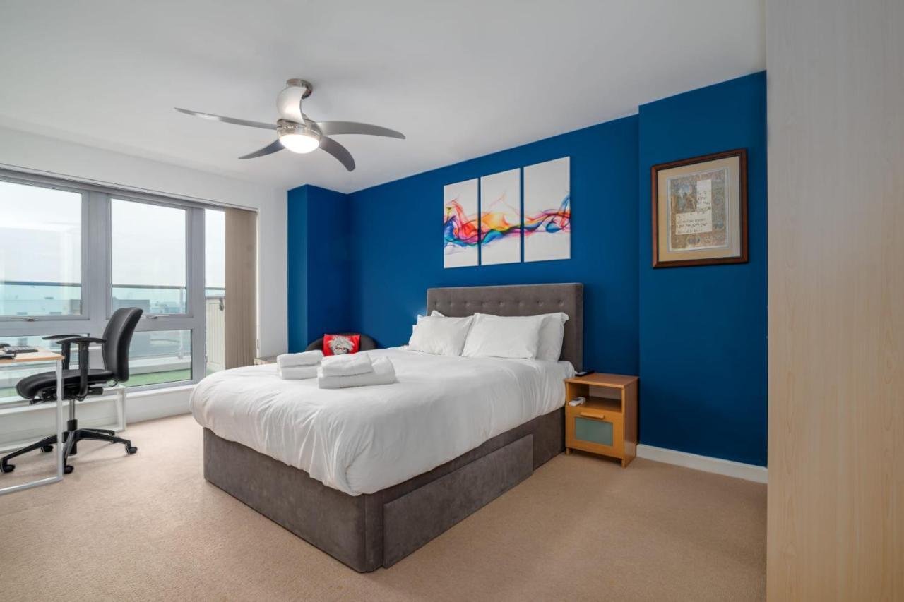 Guestready - Magnificent City View Penthouse Londra Esterno foto
